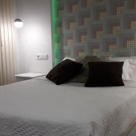 Apartamento Ciudad de la Paz Madrid Exterior foto